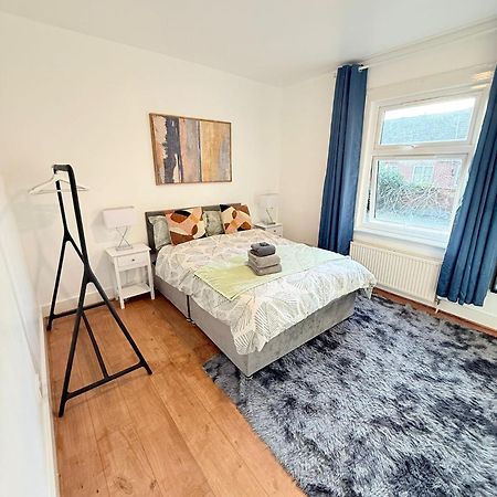 Cricklewood Broadway Guest Home Londres Extérieur photo