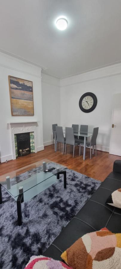 Cricklewood Broadway Guest Home Londres Extérieur photo